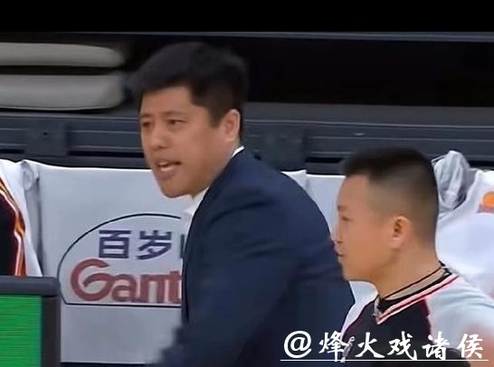 事情闹大！7技犯+1夺权，侯向锋：别针对迪亚洛！潘江声讨李慕豪